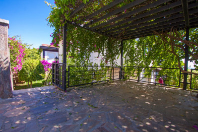 Вилла 3+2 в районе Бекташ с шикарным видом на море и город Аланья фото 9