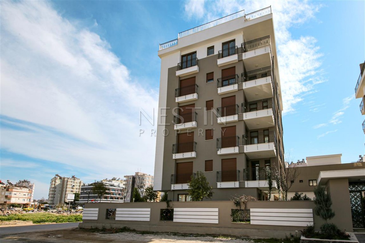 Большие апартаменты в красивом комплексе в Анталии район Лара